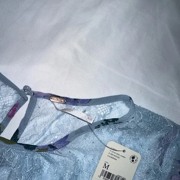 FREE PEOPLE BLOUSE - Picture 2 of 7